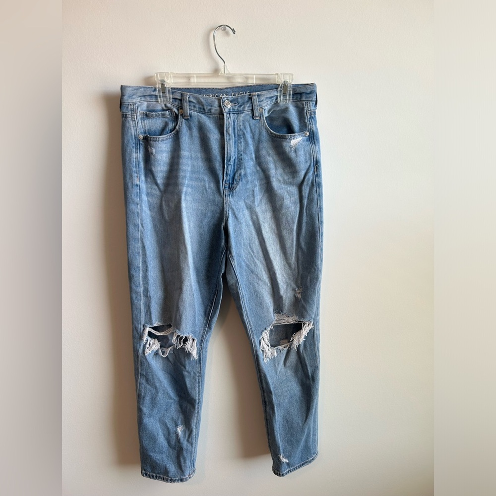 American Eagle Mom Jeans